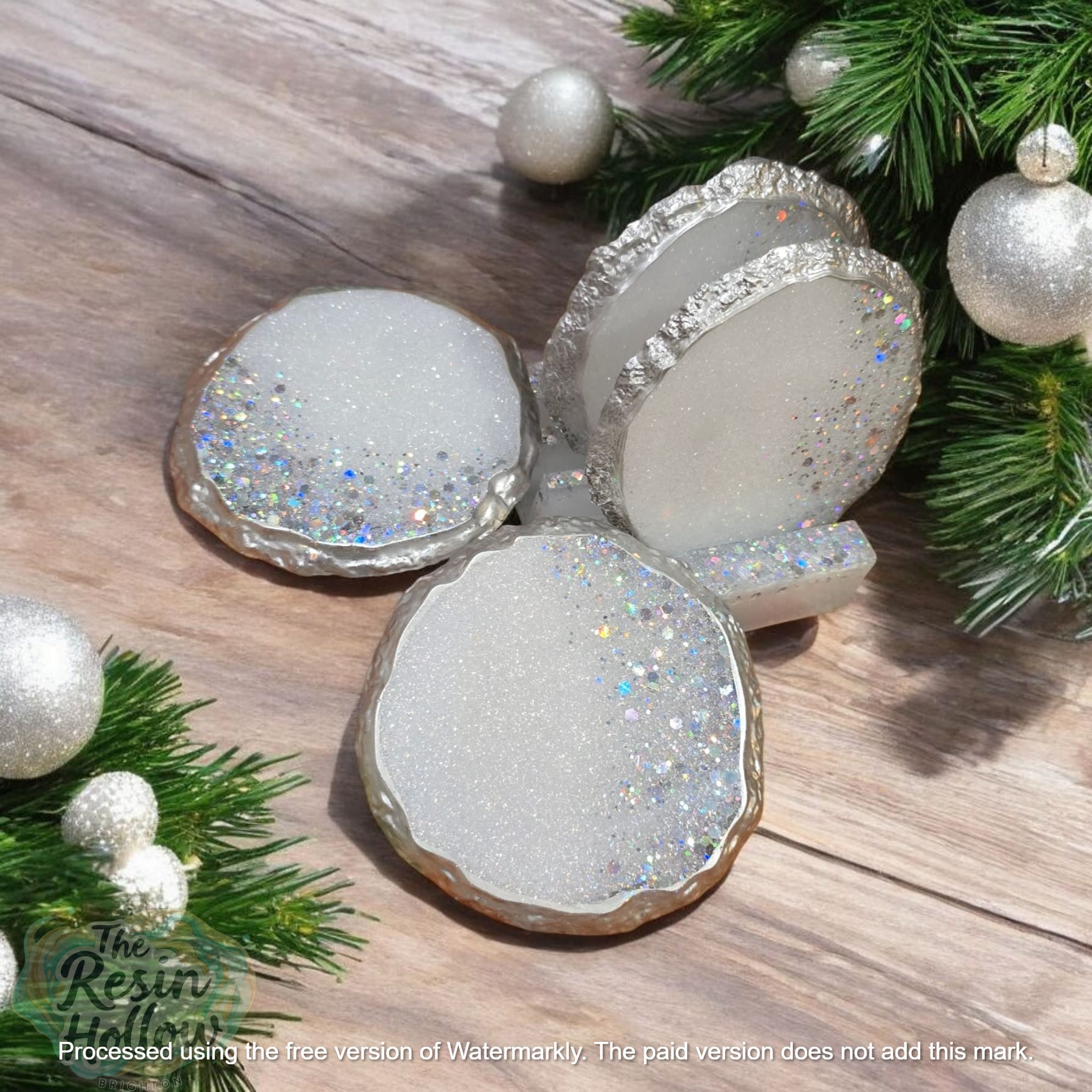 Christmas Glitter Resin Agate Coaster Set – 4pcs with Holder, Silver Edging, Heatproof, Gift Ready