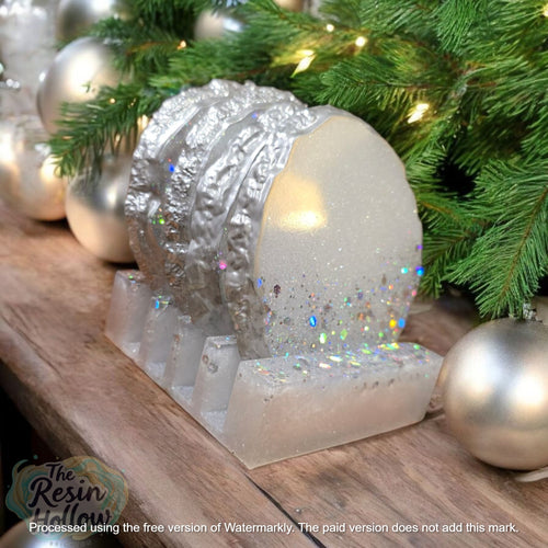 Christmas Glitter Resin Agate Coaster Set – 4pcs with Holder, Silver Edging, Heatproof, Gift Ready