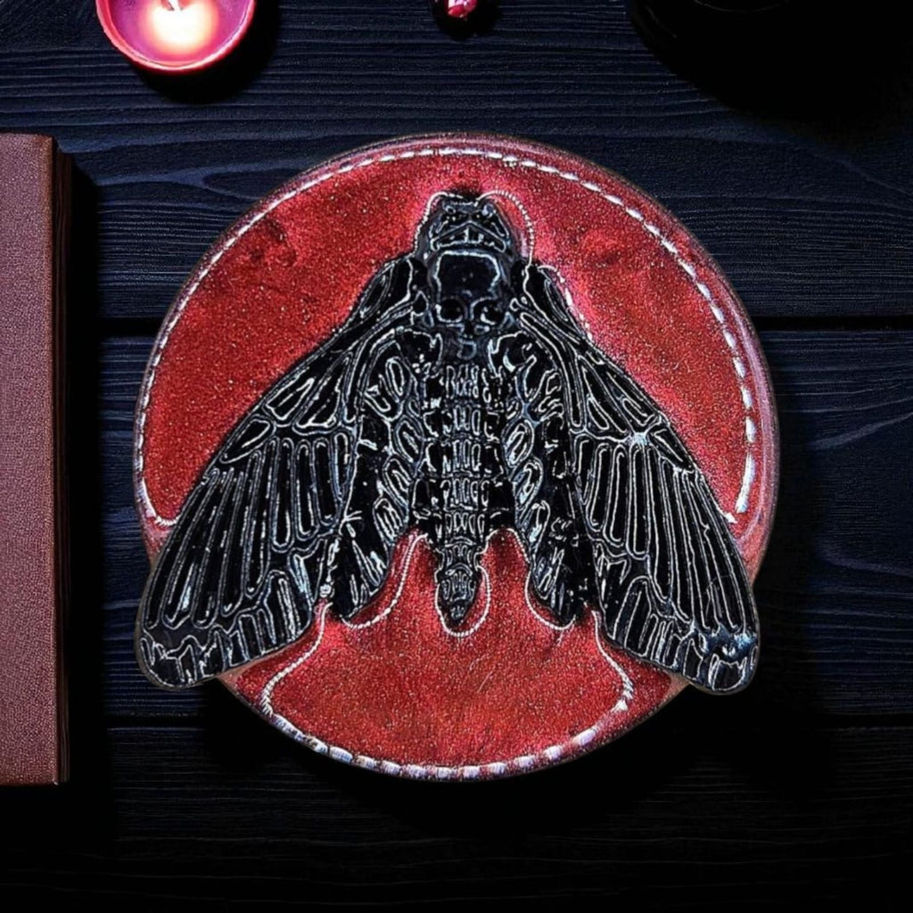 Death’s-Head Hawkmoth Phone Grip – Gothic Resin Design, MagSafe/Adhesive Options, Gift Included