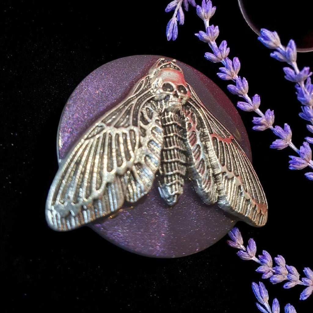 Death’s-Head Hawkmoth Phone Grip – Gothic Resin Design, MagSafe/Adhesive Options, Gift Included