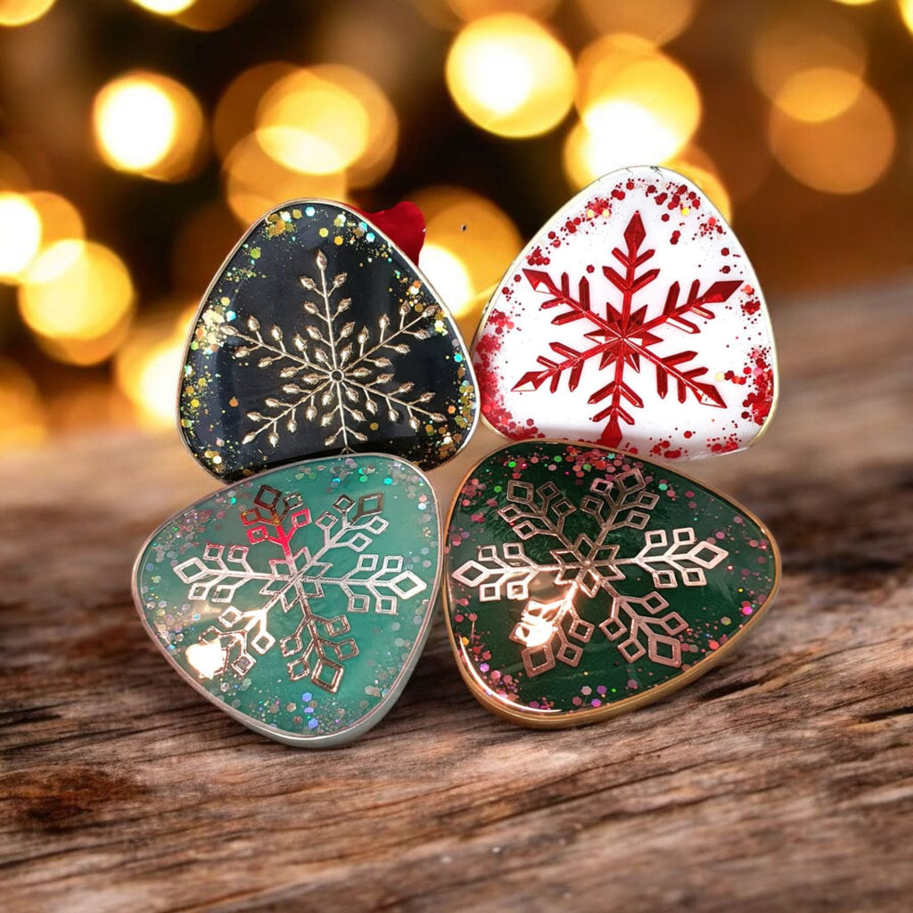 Christmas Resin Coaster Set – 4 Snowflake Designs, Heatproof Handmade Gift, Festive Home Decor