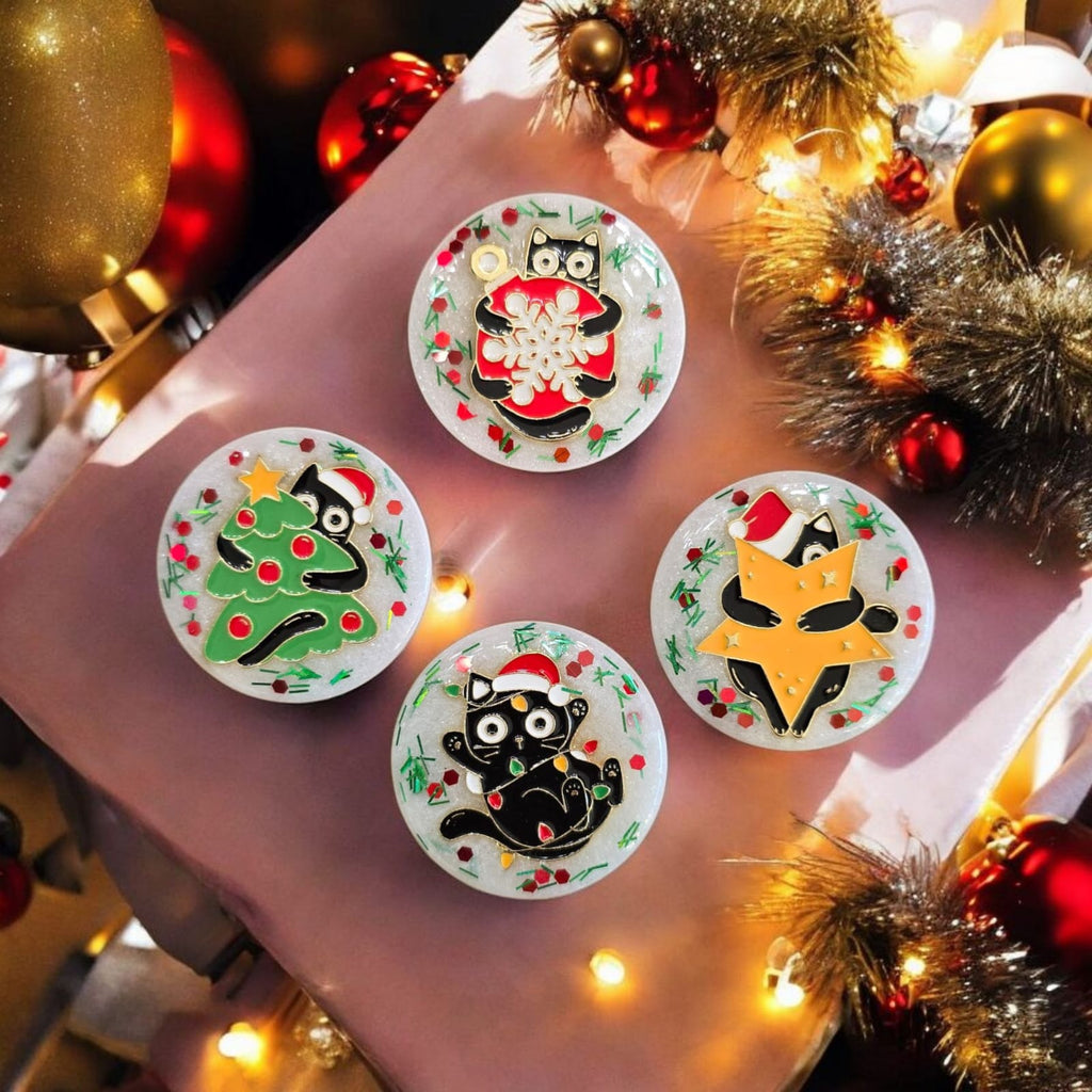 Christmas Cat Phone Grip – 4 Cute Designs, MagSafe & Adhesive Options, Stocking Stuffer