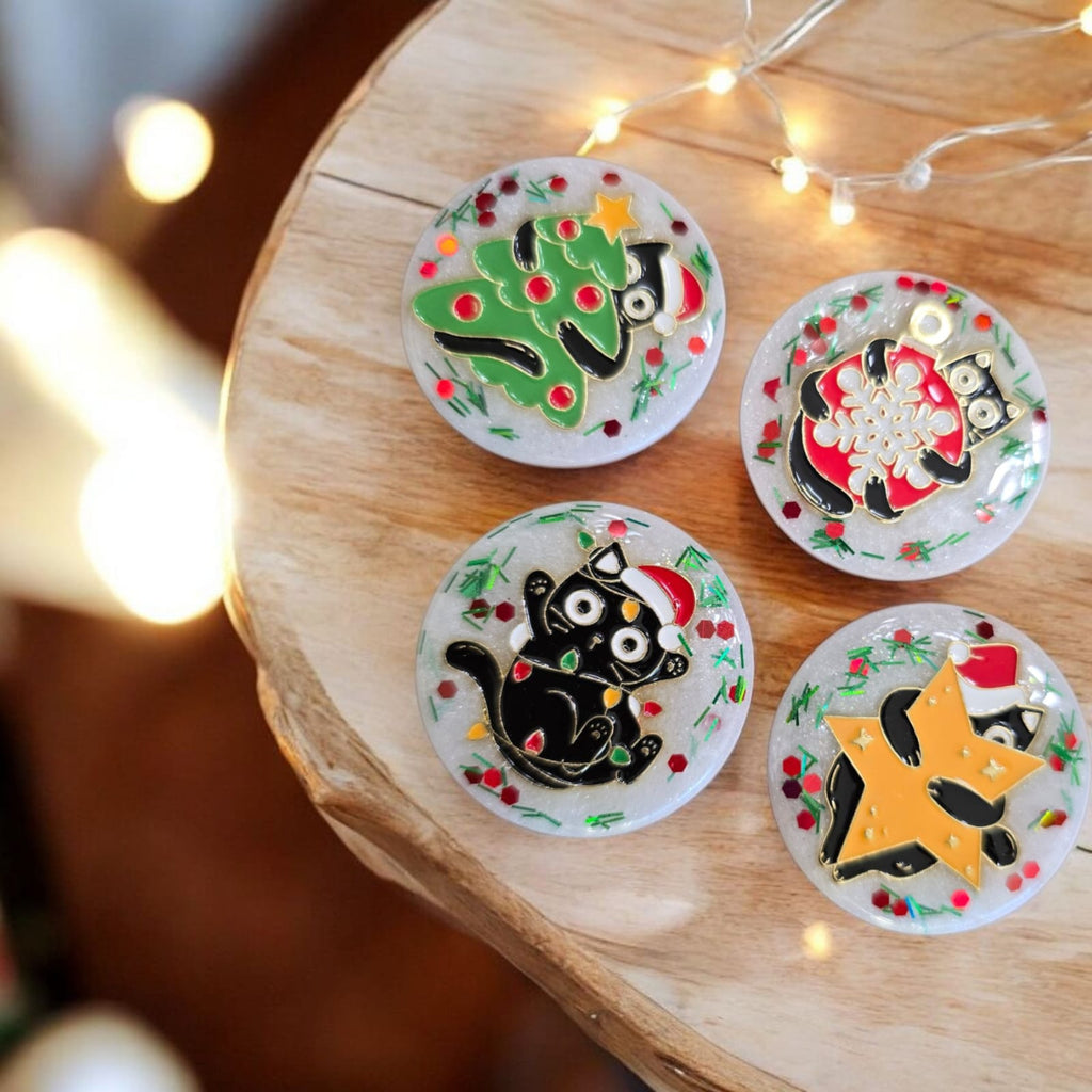 Christmas Cat Phone Grip – 4 Cute Designs, MagSafe & Adhesive Options, Stocking Stuffer
