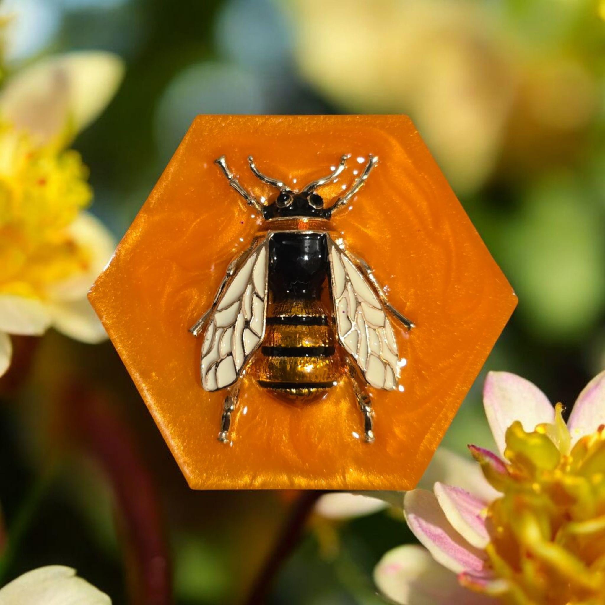 Cute Bug Phone Grip – Metal Ladybug, Caterpillar, Bee Designs, MagSafe and Adhesive, Gift