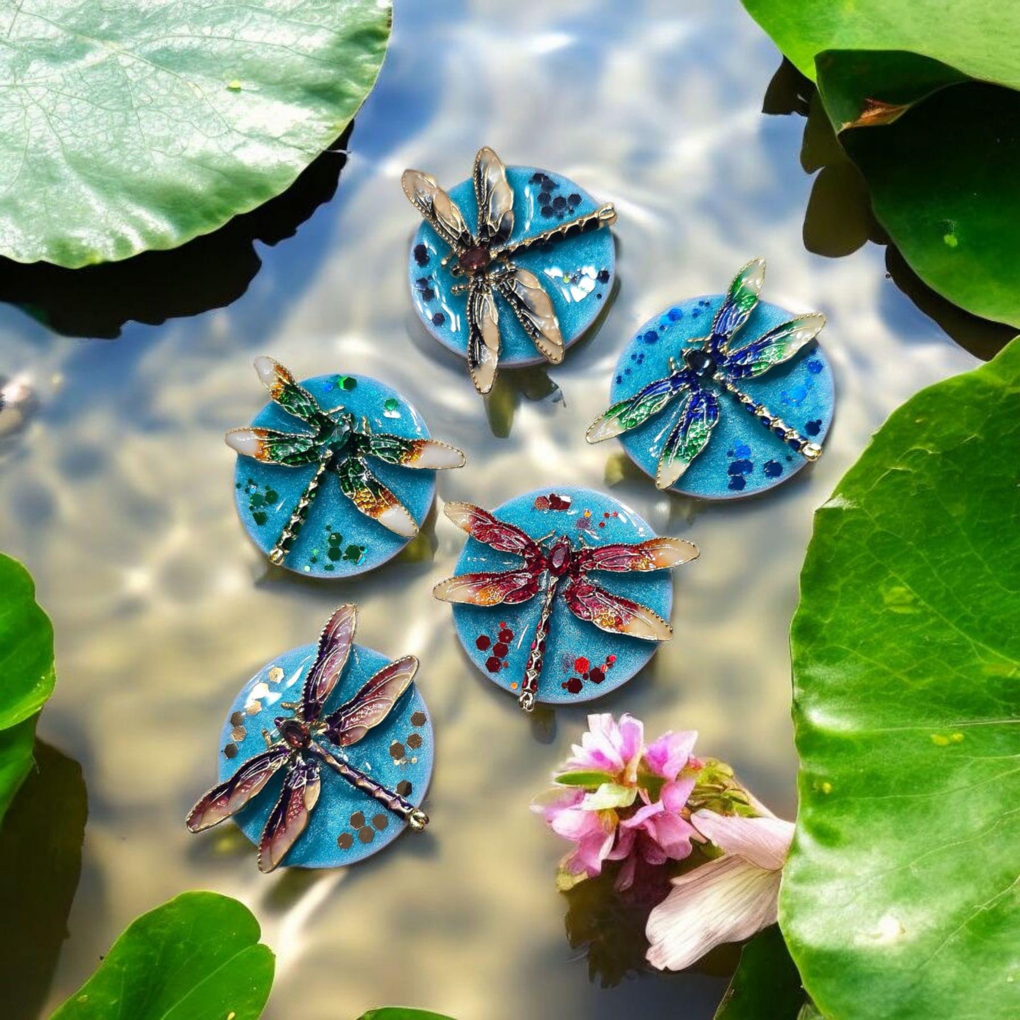Dragonfly Phone Grip – Metal Brooch Design, MagSafe & Adhesive Options, Elegant Nature Gift