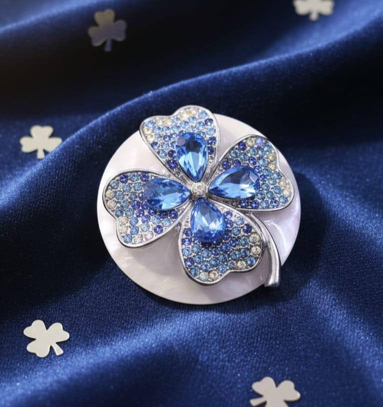 Clover Phone Grip – Lucky Shamrock Brooch, MagSafe & Adhesive Options, St Patrick Gift Accessory