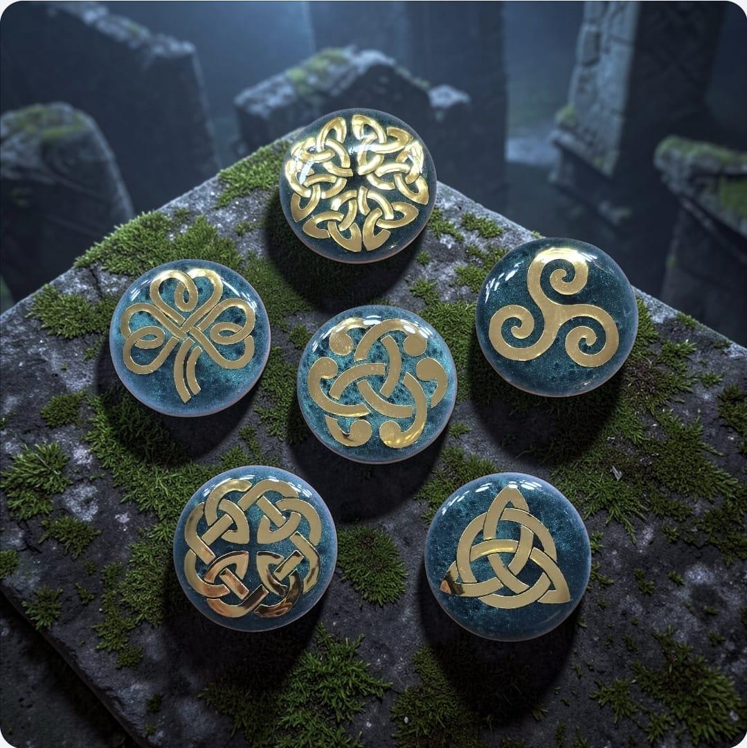 Celtic Knot Phone Grip – Emerald Green & Gold Irish Symbol, MagSafe and Adhesive Spiritual Gift