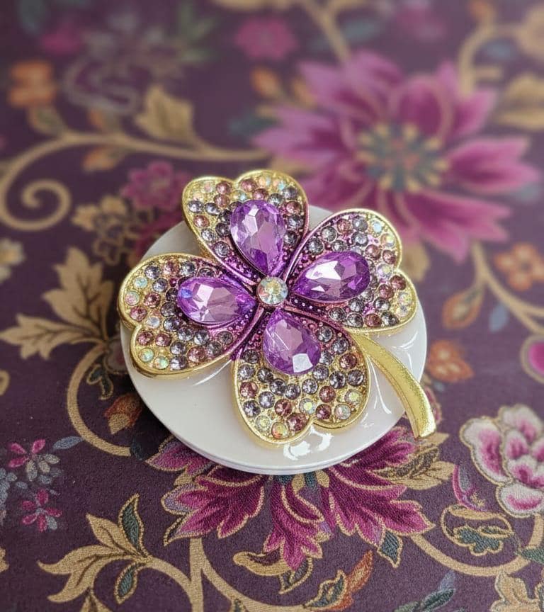 Clover Phone Grip – Lucky Shamrock Brooch, MagSafe & Adhesive Options, St Patrick Gift Accessory