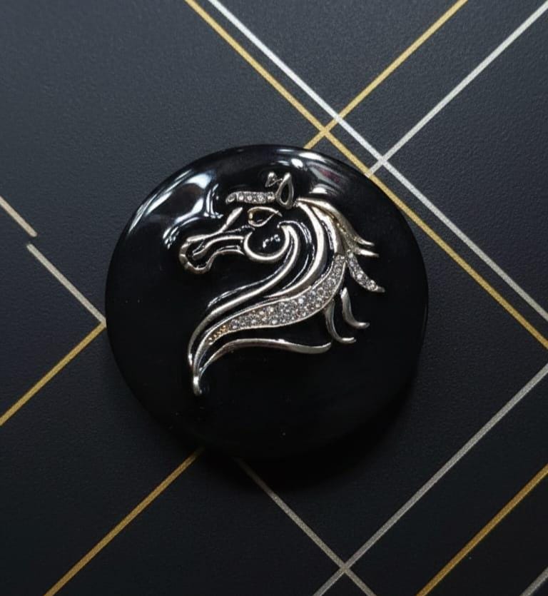 Horse Head Phone Grip – Rhinestone Equestrian Design Gold or Silver, MagSafe & Adhesive Gift Accessory