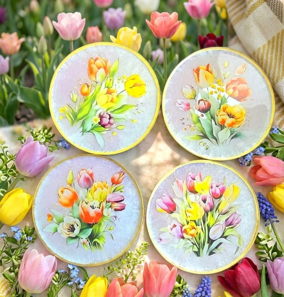 Tulip Resin Coaster Set with Holder – Floral Spring Coasters, Gold Edge Home Decor Gift Set
